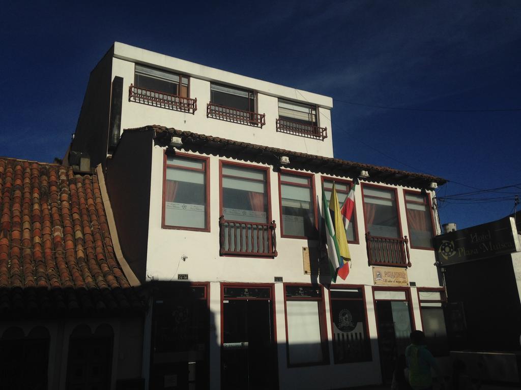 Hotel Plaza Muisca Tunja Quarto foto